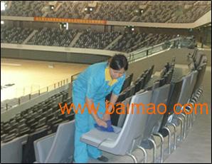 環(huán)亮清潔公司 開(kāi)啟一次性開(kāi)荒清潔事業(yè)，招商加盟共創(chuàng)未來(lái)